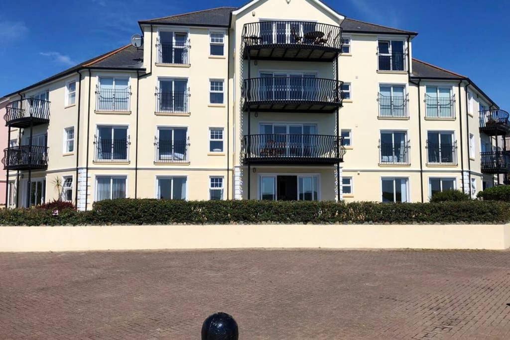 Oyster Bay Holiday Apartment Dundrum Exterior photo
